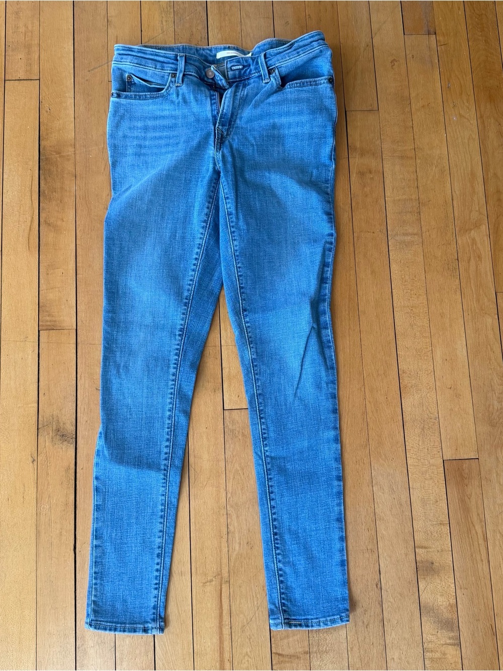 Levi’s 711 skinny jeans - Picture 2 of 4